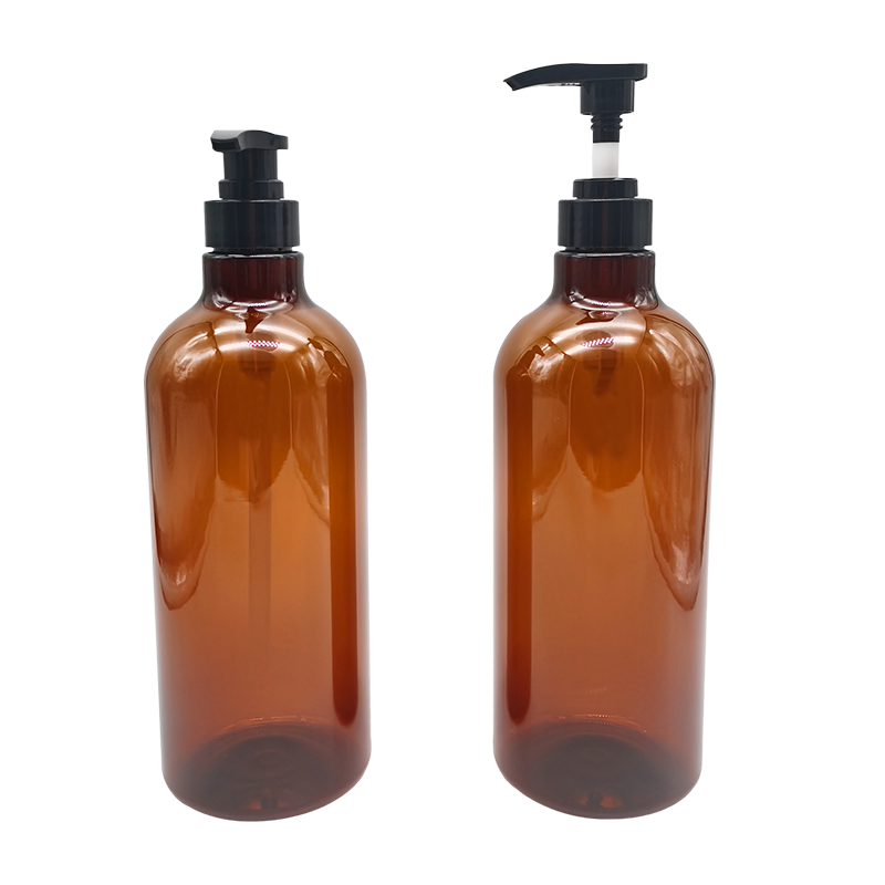 Flacone di lozione gel doccia shampoo trasparente