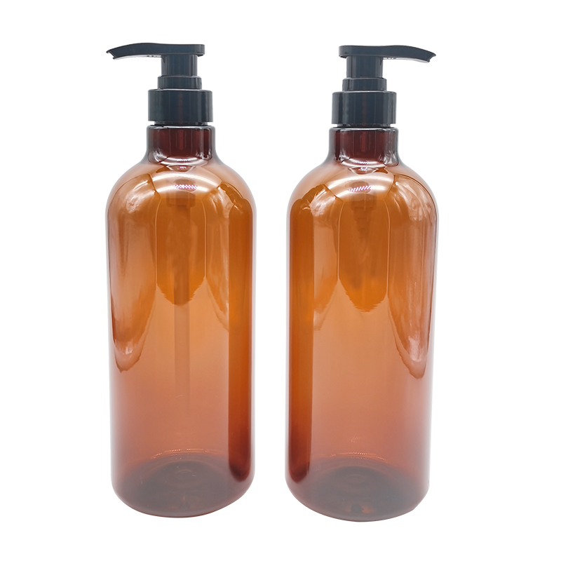 Flacone di lozione gel doccia shampoo trasparente