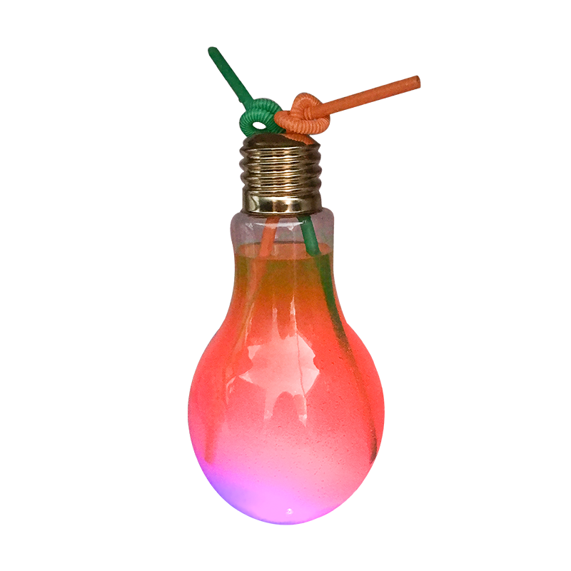 Bottiglia di tè al latte con lampadina a fulmine a LED rosso
